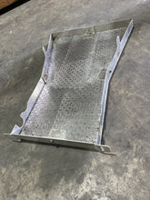 Load image into Gallery viewer, G Body Belly Pan
